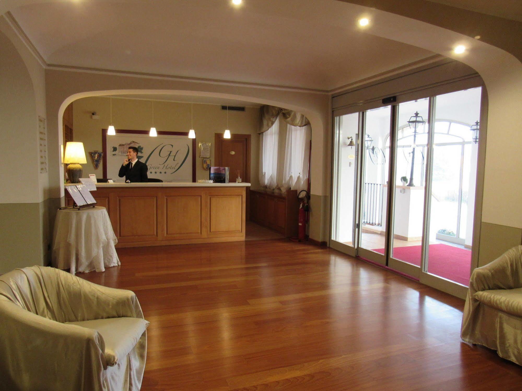 Green Hotel Сетимо Торинезе Екстериор снимка
