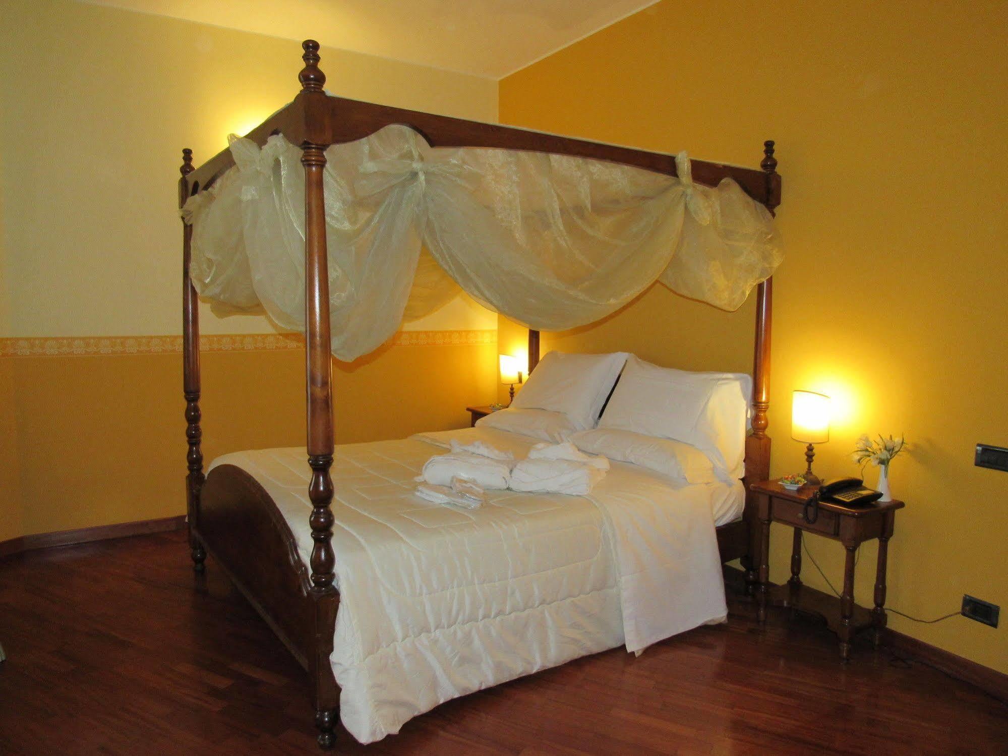 Green Hotel Сетимо Торинезе Екстериор снимка